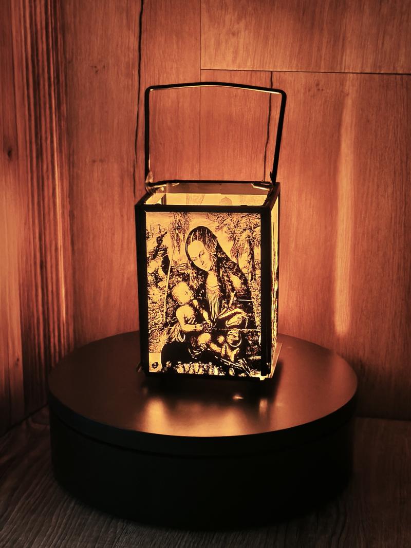 Leuchtturm „Porträts im Licht“