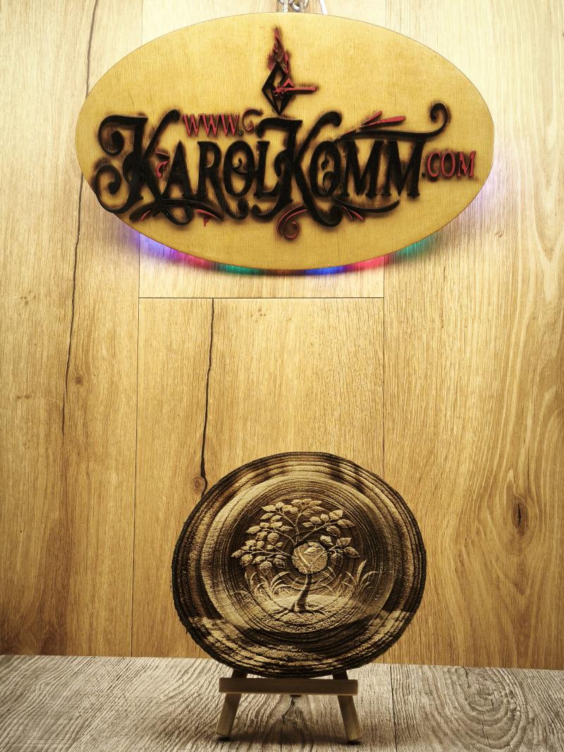 Wood Slice: A Story Burned in the Grain